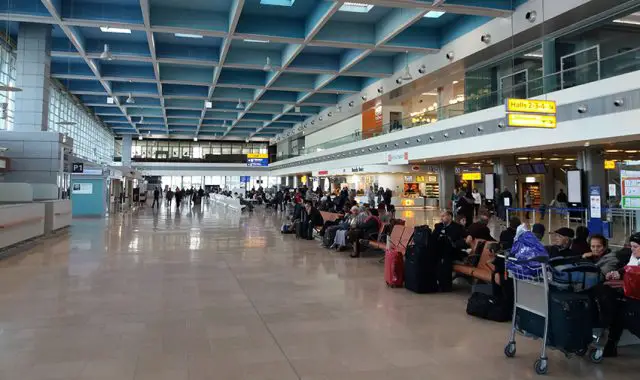 Aéroport Marseille Départ - Bureau des Horaires de Vol en Ligne